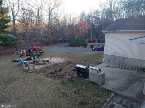 243 Stony Hill Rd, Fredericksburg VA  22406-4128 exterior