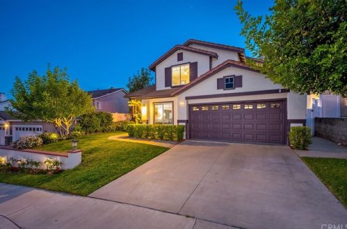 27 Sundown Dr, Trabuco Canyon, CA 92679-5300