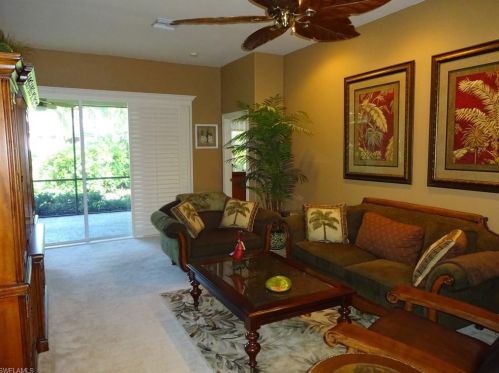 755 Vistana Cir, Naples, FL 34119-1003