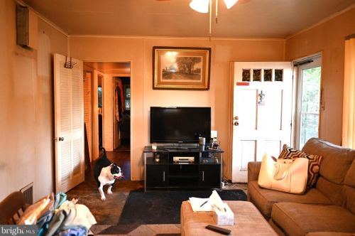 346 Andover Rd, Fairless Hills PA  19030-2231 exterior