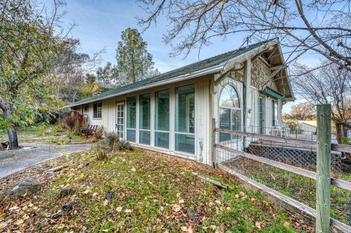 1685 Main St, Lakeport, CA 95453-3618