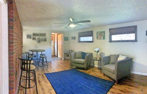 623 Fernhill Ave, Pittsburgh PA  15226-1317 exterior