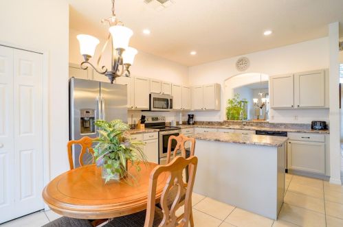 1606 Forest Hills Ln, Grenelefe FL  33844-2428 exterior