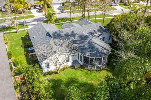 13854 Barberry Dr, West Palm Beach, FL 33414-8163