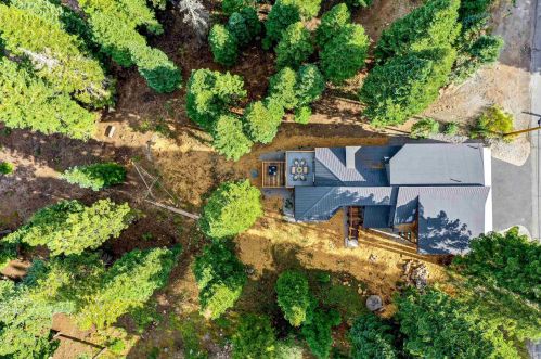 13405 Ski Slope Way, Truckee CA  96161-7026 exterior