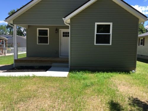 228 Bartlett St, Hide Away Hills, OH 43107-1106