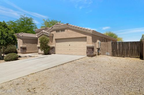 1246 Chimes Tower Dr, Casa Grande AZ  85122-6640 exterior