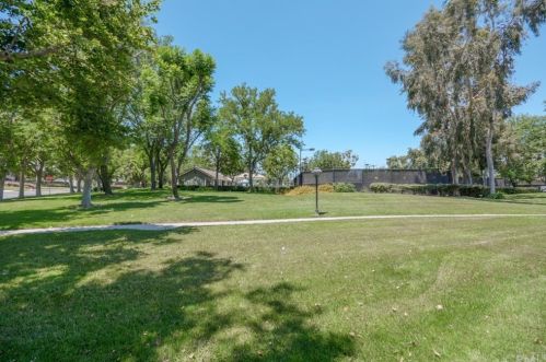 2825 Tuolumne Pl, Ontario CA  91761-0168 exterior