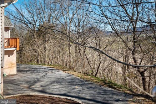 217 Green Hills Ln, New Market VA  22844-3526 exterior