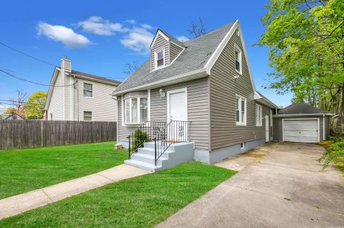 103 Mirin Ave, Roosevelt, NY 11575-1619