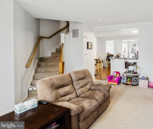 129 South Ave, Swedesboro NJ  08085-1693 exterior