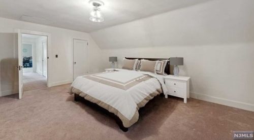 85 Undercliff Rd, Montclair NJ  07042-1616 exterior