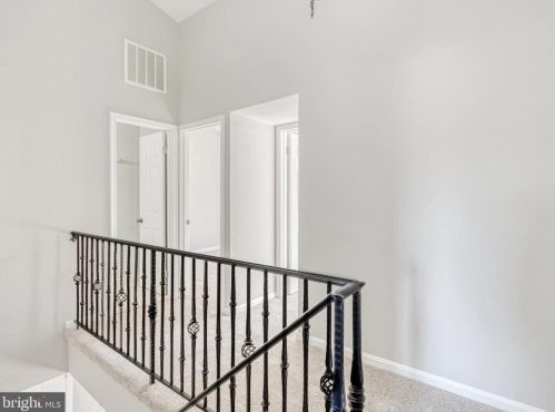 7769 Asterella Ct, Springfield VA  22152-3133 exterior