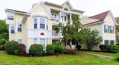 132 North St, Groton CT  06340-3763 exterior