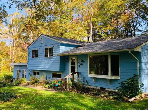 16 Short Ln, Ridgefield, CT 06877-1815
