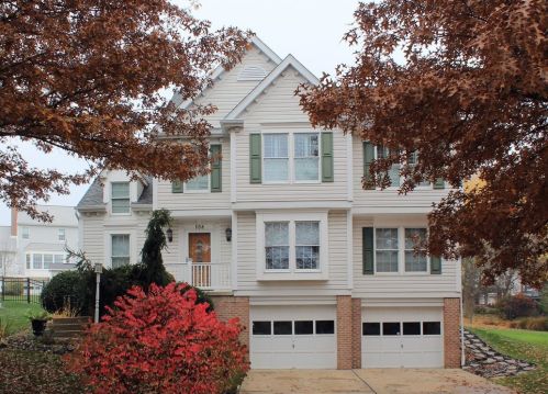 108 Saddlebrook Ln, Canonsburg, PA 15317-5008