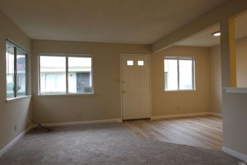 1990 Peabody Rd, Vacaville CA  95687-6227 exterior