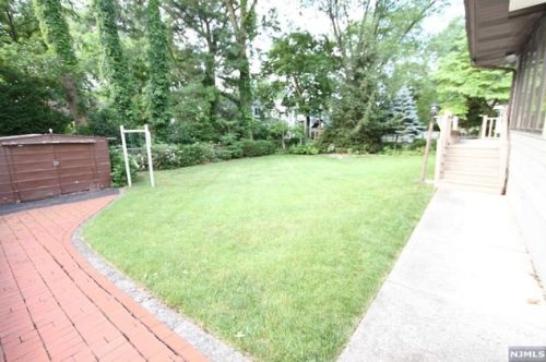 434 Harristown Rd, Ridgewood NJ  07452-2836 exterior