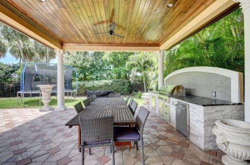 8285 Hawks Gully Ave, Delray Beach FL  33446-9674 exterior