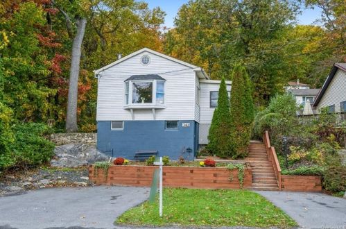 341 Jersey Ave, Greenwood Lake, NY 10925-4123