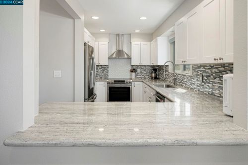 714 Poppy Pl, Concord CA  94523-1625 exterior