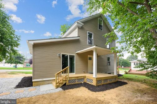 12 Poplar St, Swedesboro NJ  08085-1228 exterior