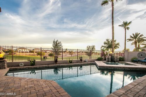 3523 Sports Dr, Gilbert AZ 85298-4077 exterior