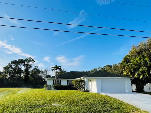 2632 Dalpina Rd, Fort Pierce, FL 34953-2488