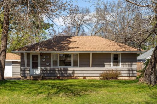 525 79th Ave, Minneapolis, MN 55432-2734