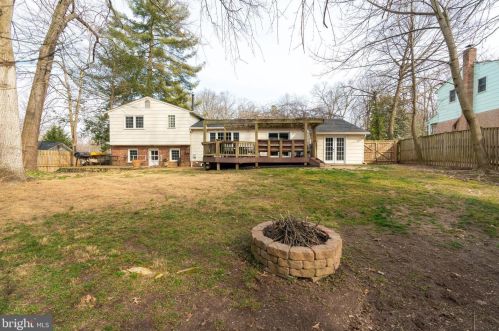 6614 Huntsman Blvd, Springfield VA 22152-2621 exterior