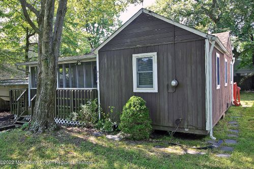 417 Barramore Ave, Lacey Township, NJ 08734-1902