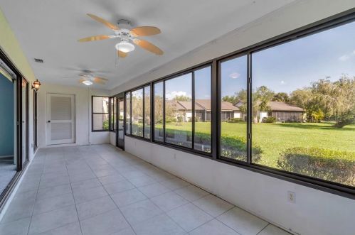 30 Dale Pl, Oldsmar FL  34677-2041 exterior