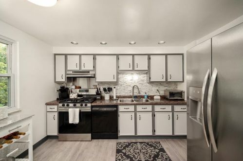 151 Walden Way, Imperial, PA 15126-9647