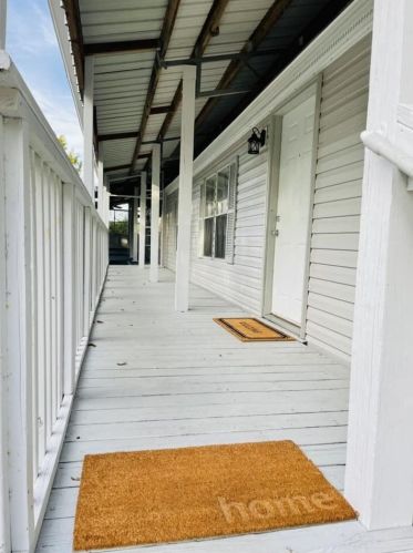 383 Vanderheide Rd, Defuniak Springs FL  32433-8535 exterior