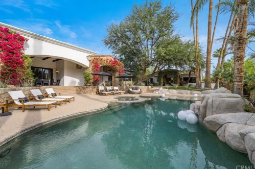 12 Clancy Ln, Rancho Mirage CA  92270-4501 exterior