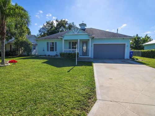 645 20th St, Vero Beach, FL 32960-5439