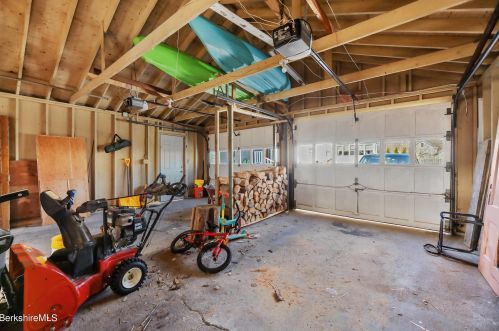 3 Hayer St, Adams MA exterior