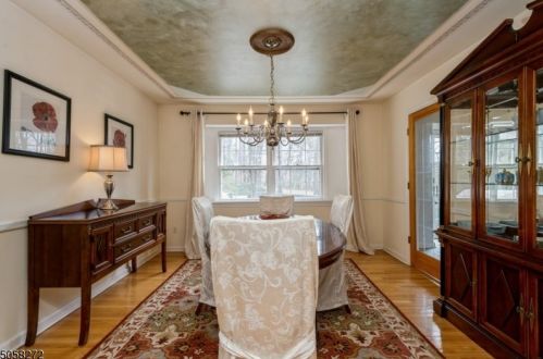 2106 Primrose Ln, Martinsville NJ  08836-2218 exterior