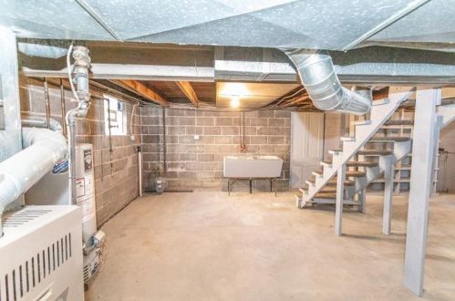 106 11th St, Connellsville PA  15425-2415 exterior