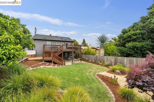 4817 Brookdale Ave, Oakland CA  94619-2510 exterior
