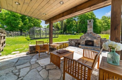 253 Indian Mountain Rd, Lakeville CT  06039-2007 exterior