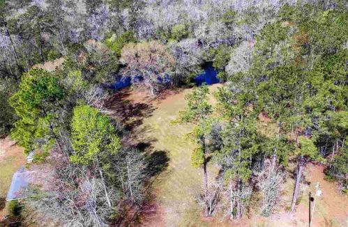 142 Beasley Rd, Saint Teresa, FL 32358-1570