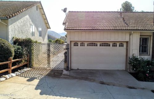 1194 Nonchalant Dr, Simi Valley, CA 93065-5716