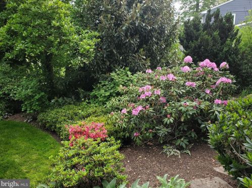 2861 Princeton Pike, Lawrence Township NJ  08648-3222 exterior