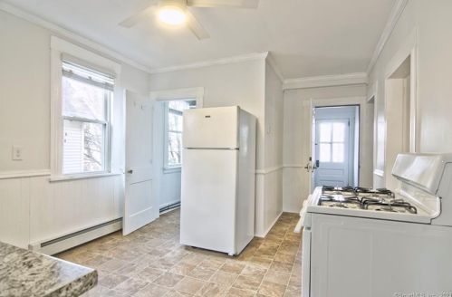 541 Midland St, Bridgeport CT  06605-3348 exterior