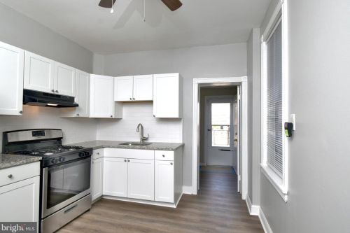 6716 Marsden St, Philadelphia PA 19135-2226 exterior