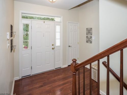81 Henning Ter, Parsippany NJ  07834-3716 exterior