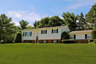 95 Horseshoe Blvd, Bellegrove, PA 17003-9774