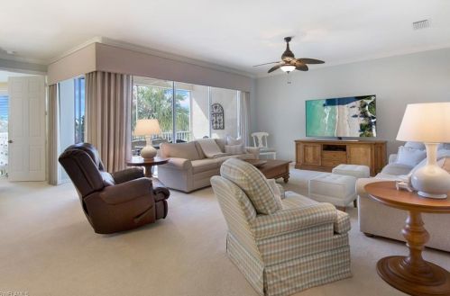 1540 Clermont Dr, Naples, FL 34109-0300