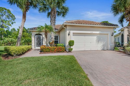 612 Whitfield Way, Fort Pierce, FL 34986-2619